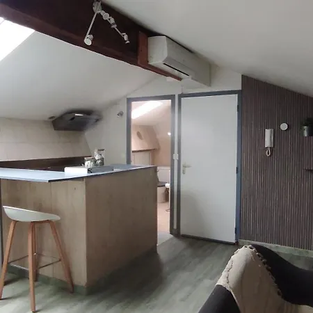Sous Les Toits Appartement Narbonne Buitenkant foto